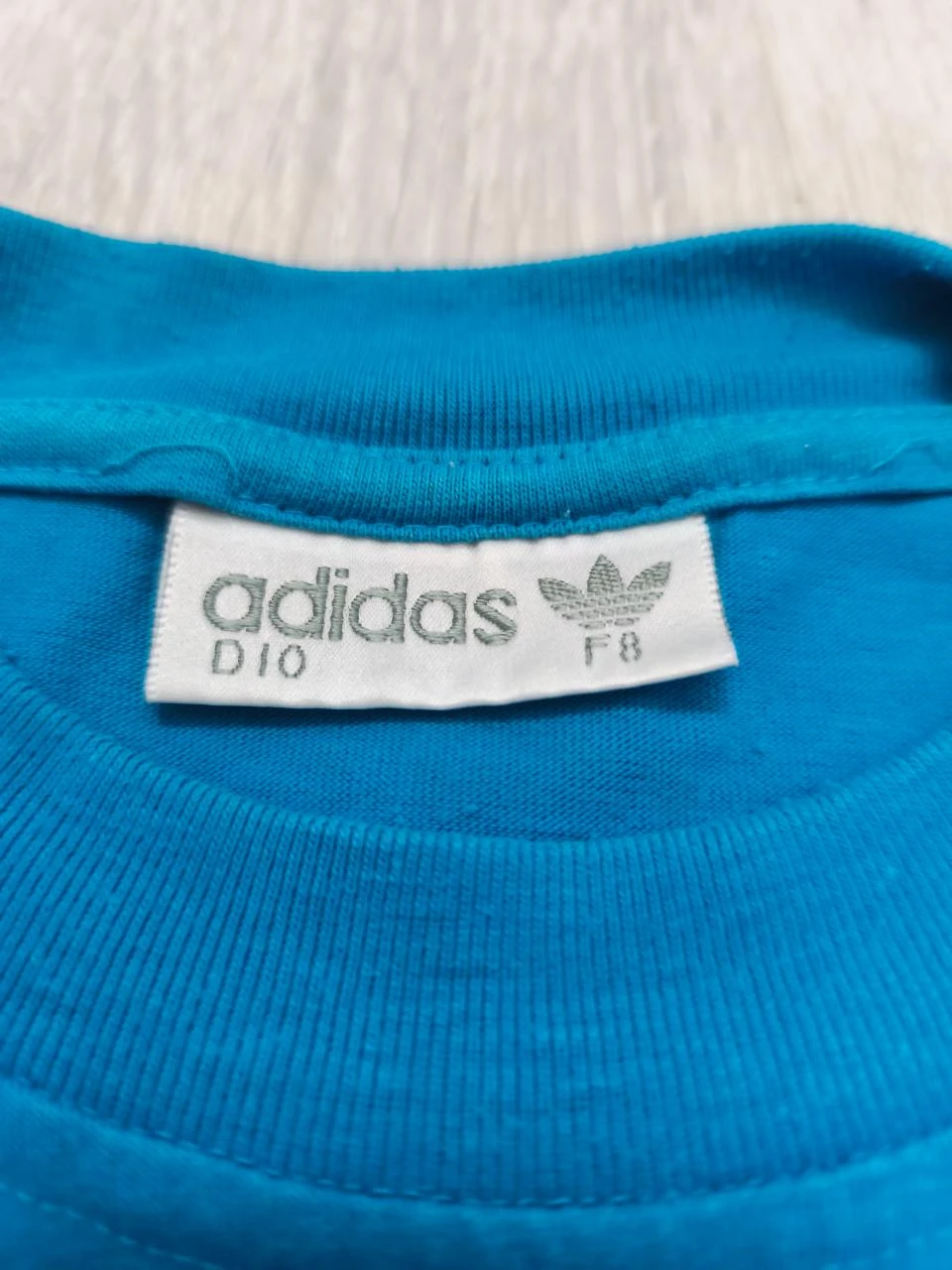 Adidas T Shirt Size L – photo 2